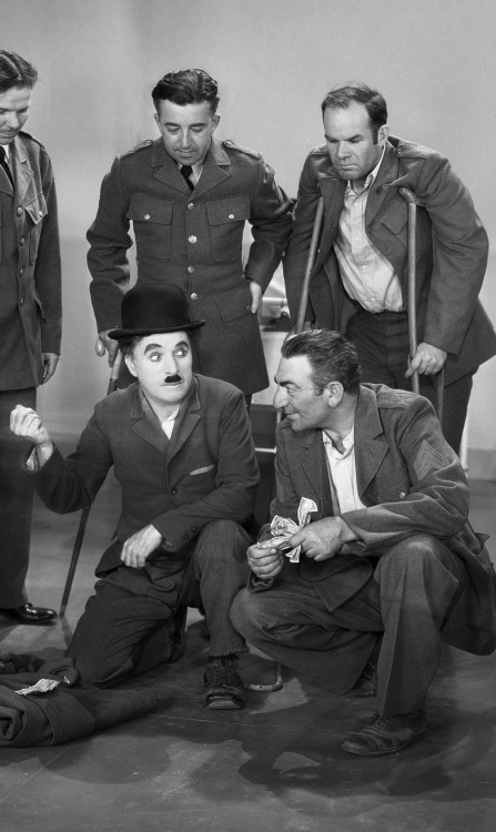 chaplinfortheages: chaplin-images-videos:Modern Times - 1936 “Modern Times” 1936A discarded scene.