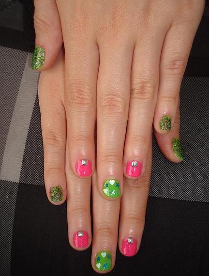 Cute hot pink and lime green mani with studs, glitter, hearts, and stars <3