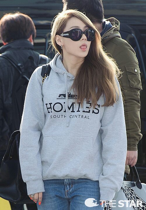 chaerinniebaby:CL at Incheon airport heading to Thailand for Korean Music Wave!CUUTTTEEE