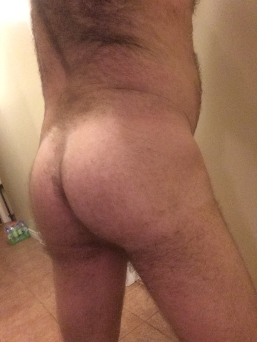 Porn photo Come bend me over! #fuckme #breedme #bear