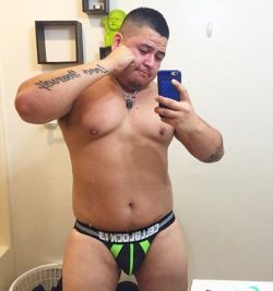 henrry-chack:  beefbearrito:  Getting my gogo outfits together for this weekend for Megawoof!Come see gogo dance and make it rain on me!  💃🏽💃🏽💃🏽  Hermoso