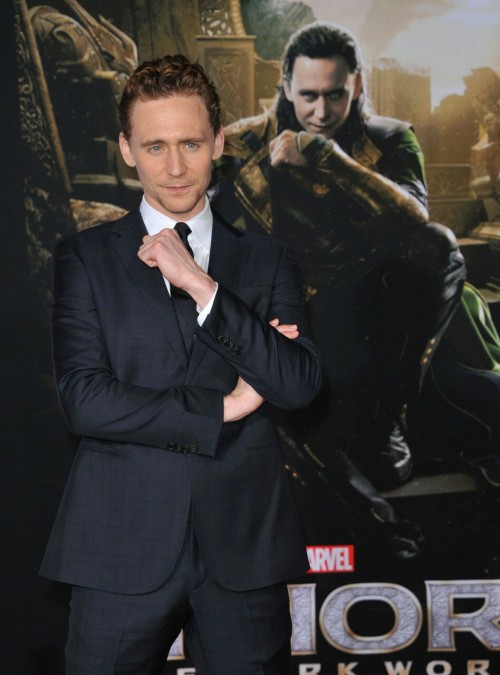 Tom Hiddleston has a hammer