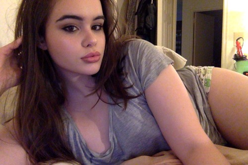 boredbarbara:  Oh look here, more pictures of my face =( i apologize 