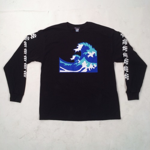 vveryspecial:  Chris Travis for VVERYSPECIAL #WATERBOYZ 2.0  (Only 100 made) 03.01.2014 vveryspecial.com