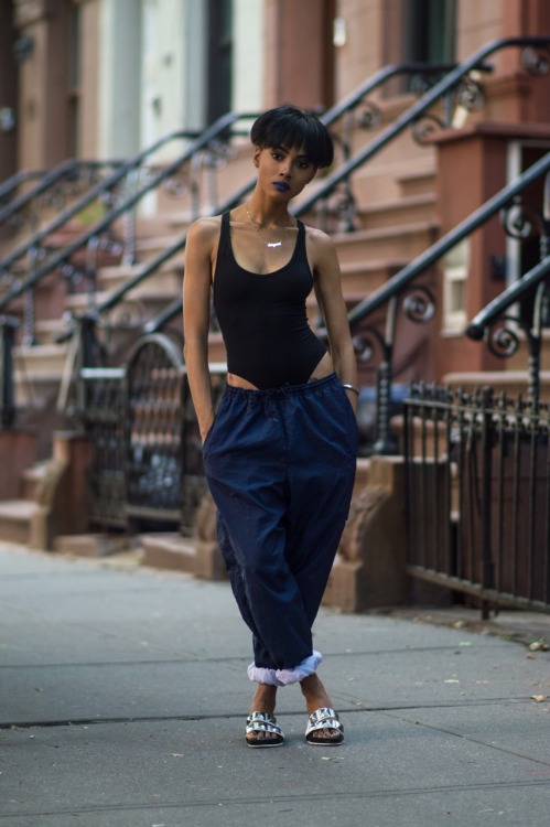 adjustdafacts:NYC DARYANN SHOT IN BROOKLYN BY PHOTOGRAPHER MARK GUMBS