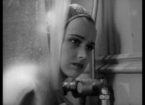 nitrateglow:thecatacombsblog:shower scene from The Seventh Victim (1943)Some people think this scene