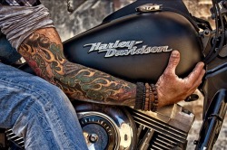 tattoo-lives:  Everything & tattoos!