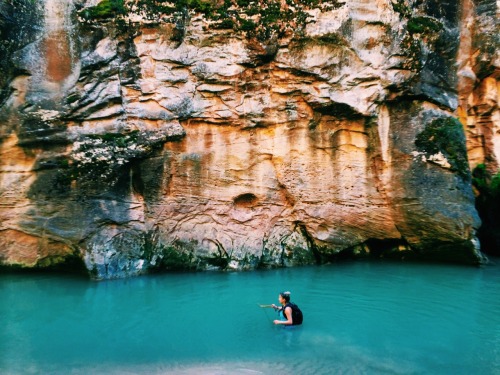 peteramend:  ‘Hiking’ through the Narrows, Zion National Park. 16 miles of bliss. 