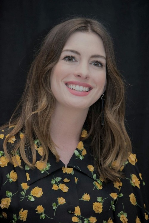Anne Hathaway at a press conference for “Ocean’s 8” (May 24, 2018) 