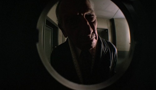 ozu-teapot:    The Tenant | Roman Polanski | 1976 