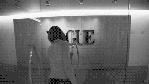 sveltephotography:  This is my favorite GIF that I have encountered. 