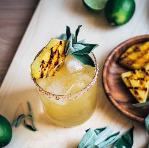 sabonhomeblog:Charred Pineapple Margarita + Sage