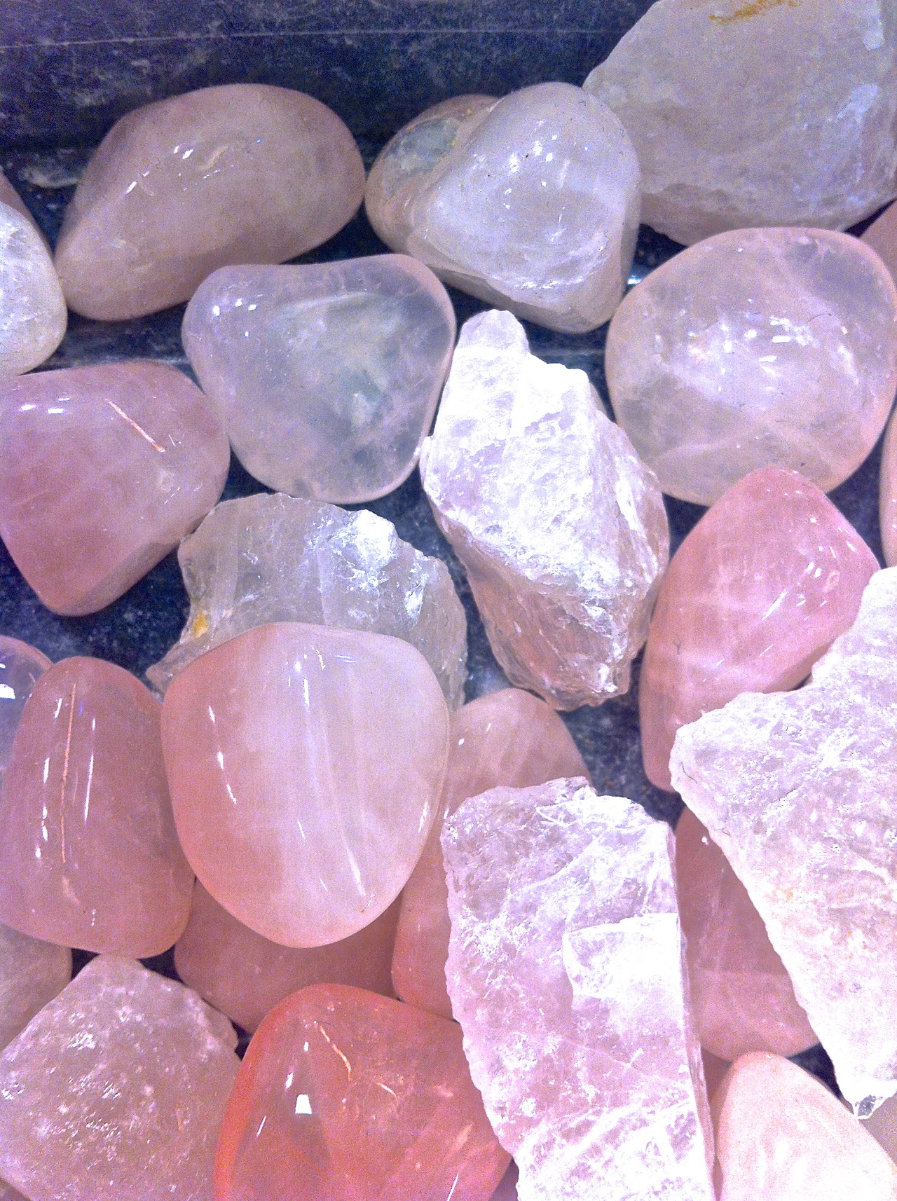 honestlyuncommon:  Rose quartz helps with heartache.