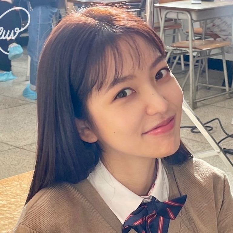 ~YERI DOCS~ — blue birthday behind the scenes pics like or...