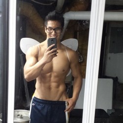 evianguy:  Hawt Asian Studs! 