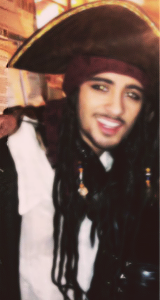 aegonnerys:  Zayn in costumes 