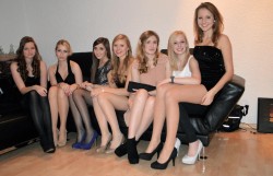 Teens In Nylons