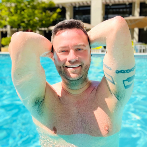 innerbear:  i would love to feel this behind me in the club  guysandpits:  andy, you get me hard every time! andyjp:  housesitting, so why not?    Jesus.