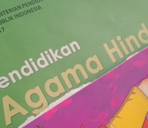 OHNNOO EXAMMSSS!!!!!! WISH ME LUCK SGDJDVDNSGSJGS *sobs*