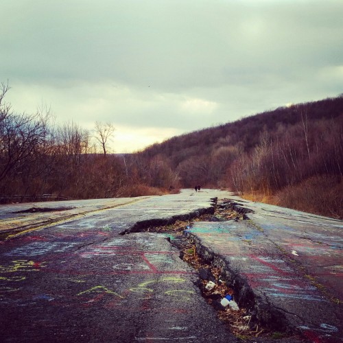 veruca-assault: These are some Instagram snapshots from a daytrip I took out to the abandoned town o