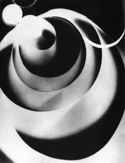 abridurif:  Man Ray, Champs délicieux, n°8, 1922