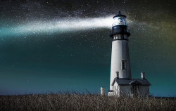 babi1976:  lighthouse night by kam mccallister on Flickr.