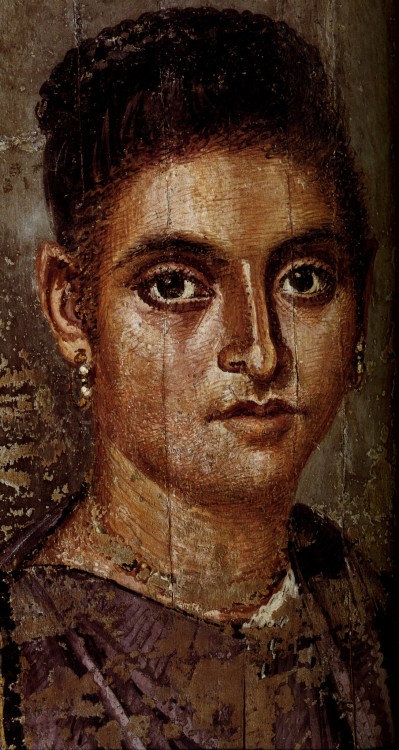 bluehued:“They are the earliest painted portraits that have survived; they were painted whilst the G