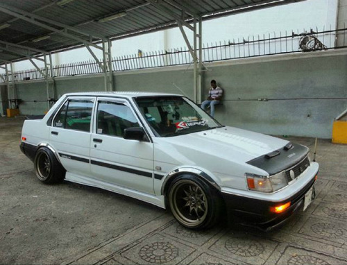 radracerblog:  Toyota Corolla Sedan Ae82