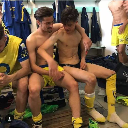 soccerdo: jimbeau1uk:Footballers enjoying each others company. hot