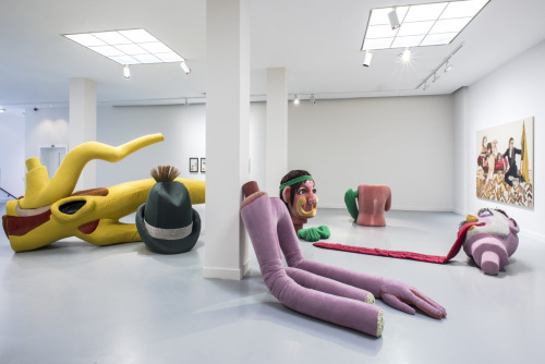   Kati Heck - Show me yours & I’ll show you mine, 2016  