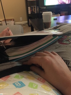 captainabbybaby:  The only way to study