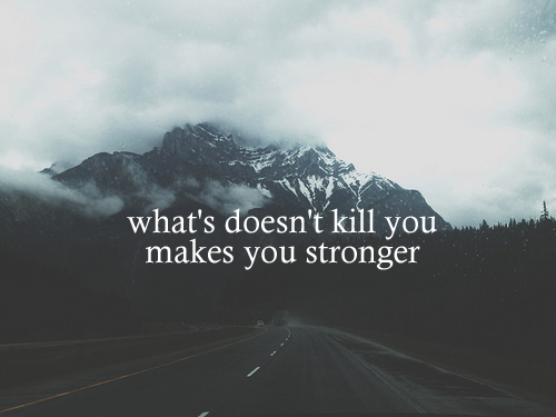 dominauniform:  fandompostsandbooks:  Lights on the way | via Tumblr en We Heart