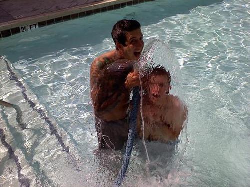 collide-with-the-veil:  love this photo of cashby 