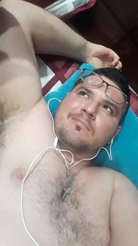 bear-hairy:  Déjanos tu comentario 🐻 . Rebloguea y comparte el contenido si te gustan las fotos. #Bear_Hairy