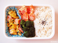 kiiseu:  Bento by commoi 