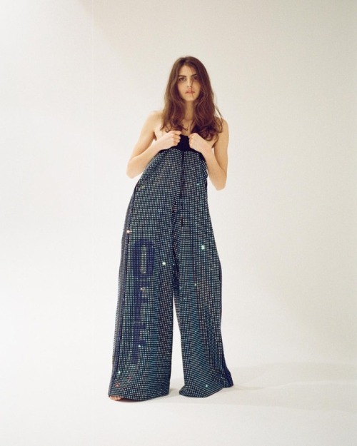 virgilabloh:fw17 pre-fall Off-White™ “disco pants” c/o @lilacardona styling c/o @l