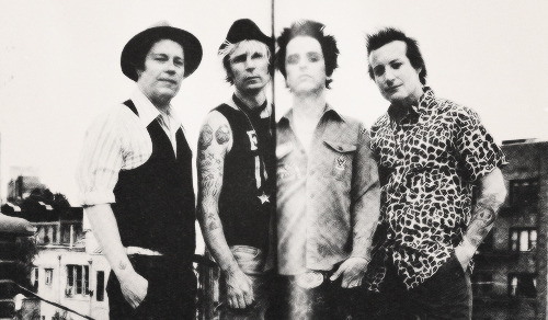  Billie Joe Armstrong: “We pride ourselves on trying to put on the best show we can and we’re not afraid to say that we happen to be the best live band in the world”      