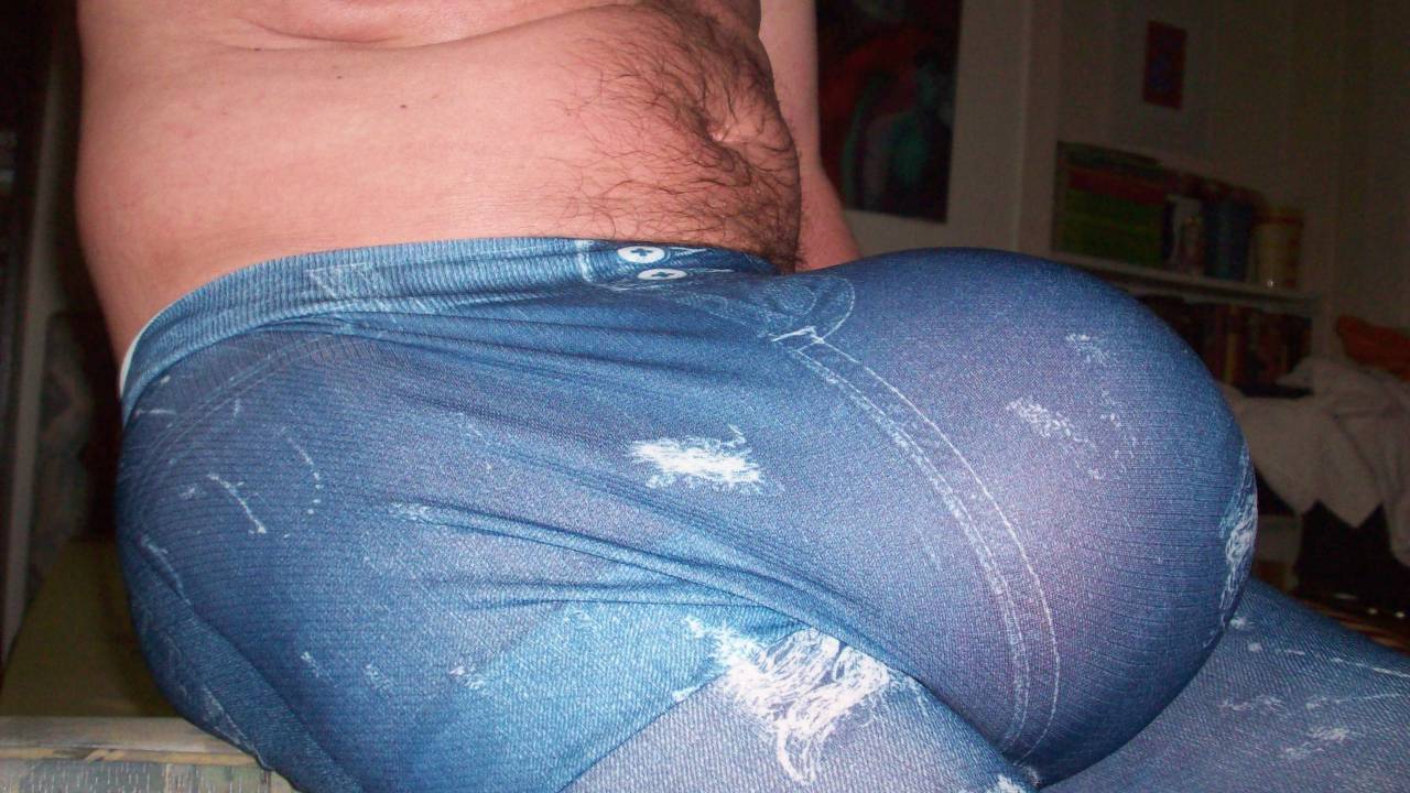 biggermanbulge:BLUEHOUR