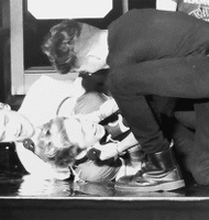 turntogrey-deactivated20140321:  Zayn loves his boys + Kisses 