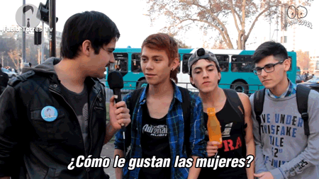 desplegar-las-alas:  i-in-your-dreams:  somebody–told–me:  Parecía un weon romantico