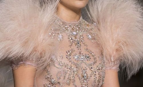 102runway:Ralph & Russo Couture Fall-Winter 2017