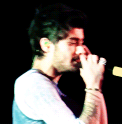 zaynharry:  x 