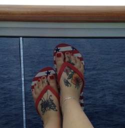 myfeet4you:  My cruise pics just for you all;) ⚓⚓ These are on our balcony