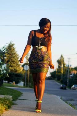 Gros-Cul:  Brenda From Toronto 11 Is Perfectly Smart In A Printed Skirt Or A Pink