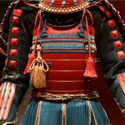 theculturecreative:  Pre Lululemon. Japanese activewear. 18th Century #Samurai #armor (at LACMA Los Angeles County Museum of Art) 