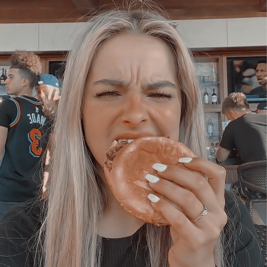 𝘄ꭵ𝗻 ɬꫀ𝗿 𖥨 Addison Rae Icons Like And Reblog If U Use Save 𝘄ꭵ𝗻 ɬꫀ𝗿 𖥨 Addison Rae Icons Like And Reblog If U Use Save