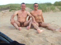 favamateurpics:    #gay #amateur  