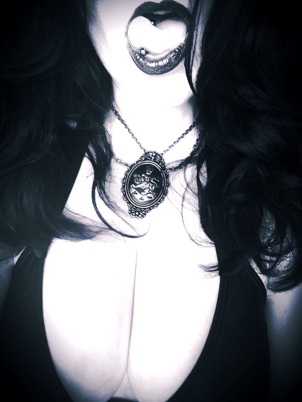 the-queen-lilith-l0ves-076:  ❤️ 
