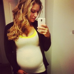  Follow for more preggo pictures  Pregnant