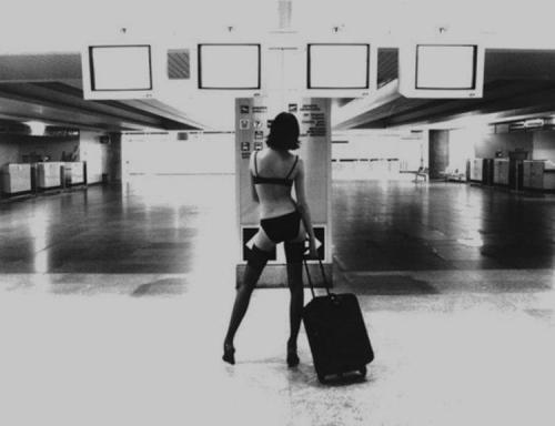 Traveling light? 😍😍